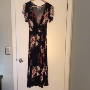 Floral dress; v neck plunge; split peek  sleeves; floral print on black